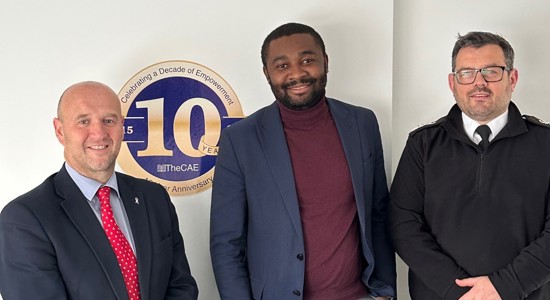 Y Comisiynydd Heddlu a Throseddu a’r Prif Gwnstabl yn ymweld ag EYST i atgyfnerthu Ymgysylltu Cymunedol 